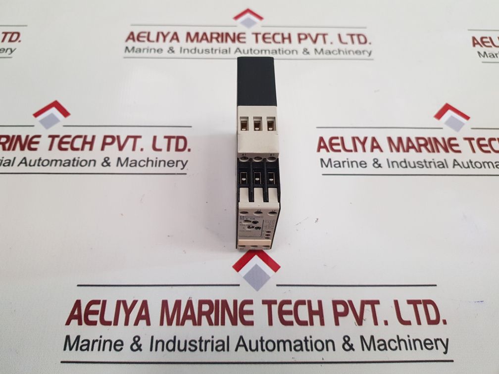 Telemecanique Re4 Yr12Bu Electronic Timer Relay 09974