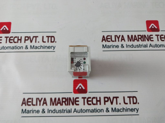 Telemecanique RHR 418B Time Delay Relay 24V