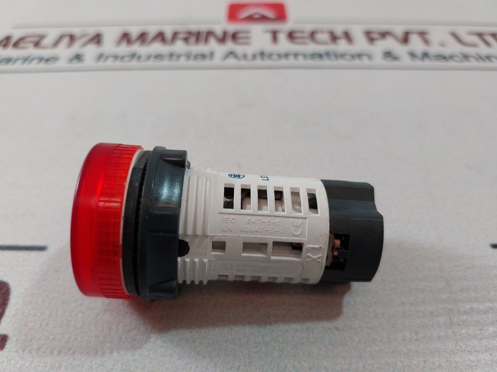 Telemecanique/ Schneider Electric Xb7 Ev04Mpn Panel Mount Red Led Pilot Light