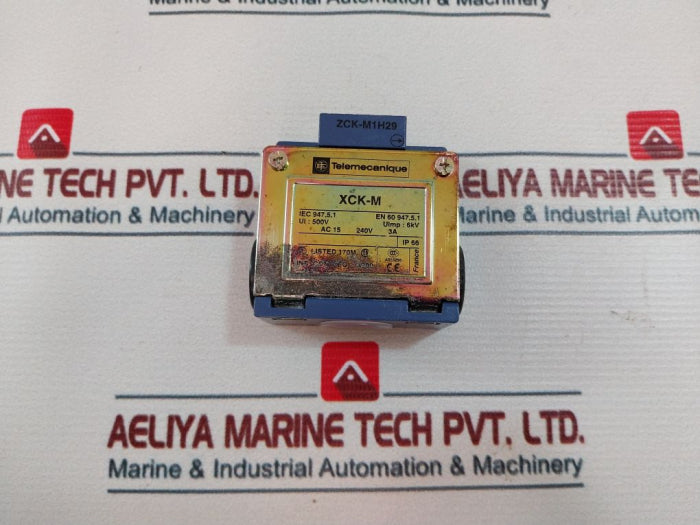Telemecanique Xck-m Limit Switch With Zck-d21 Roller Lever