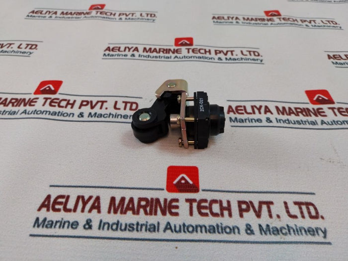 Telemecanique Xck-m Limit Switch With Zck-d21 Roller Lever