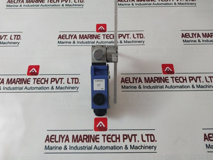 Telemecanique Xck-mr Limit Switch Ip 66 Ac 15 240V 3A