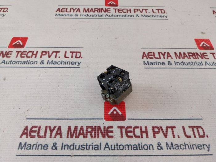 Telemecanique Zb2-be101 Contact Block 10(6)A 400V~