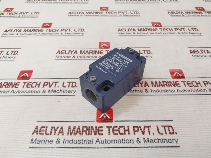 Telemecanique/Schneider Electric Zck J1H29 Limit Switch Ac 15 240V 3A