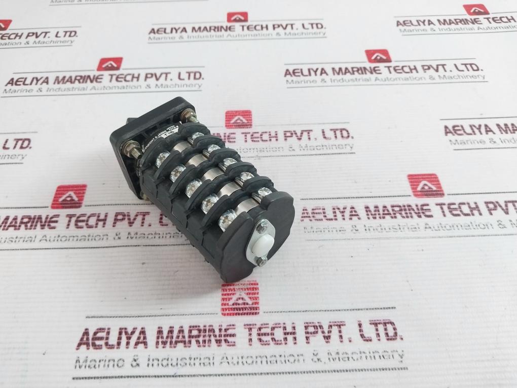 Telux M20 Changeover Switch 32A 690V 50-60Hz