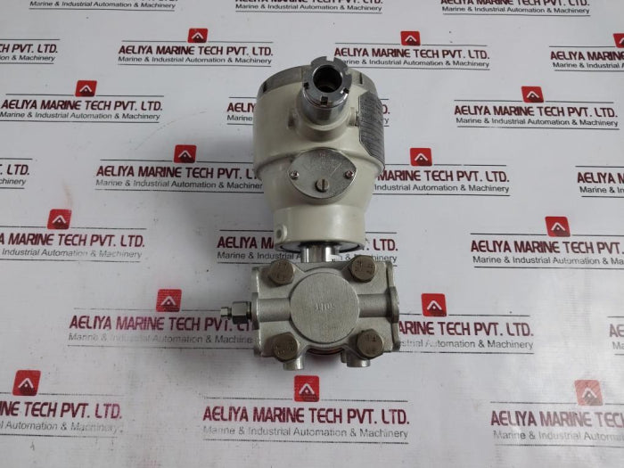 Yamatake Jtd920A-1E1B2-6Xxx1-a2Tlu2 Transmitter 24Vdc 140 Kgf/Cm2