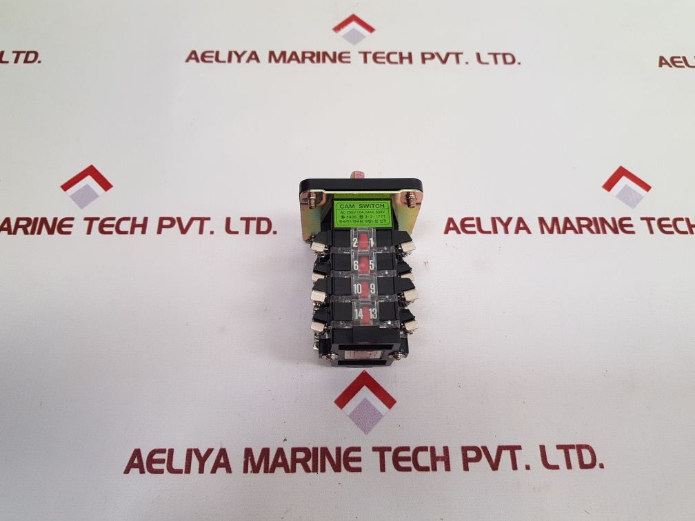 Yong Sung Cam Switch Ac 250V 10A, Max 600V