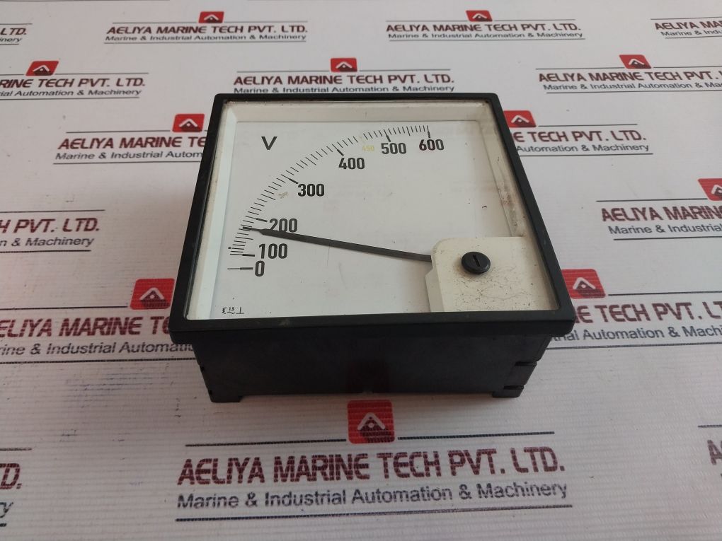0-600 V Analog Voltmeter