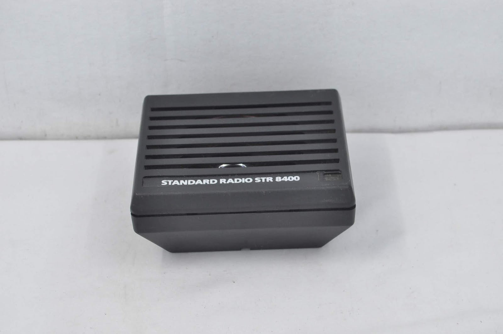 Standard Radio Str 8400
