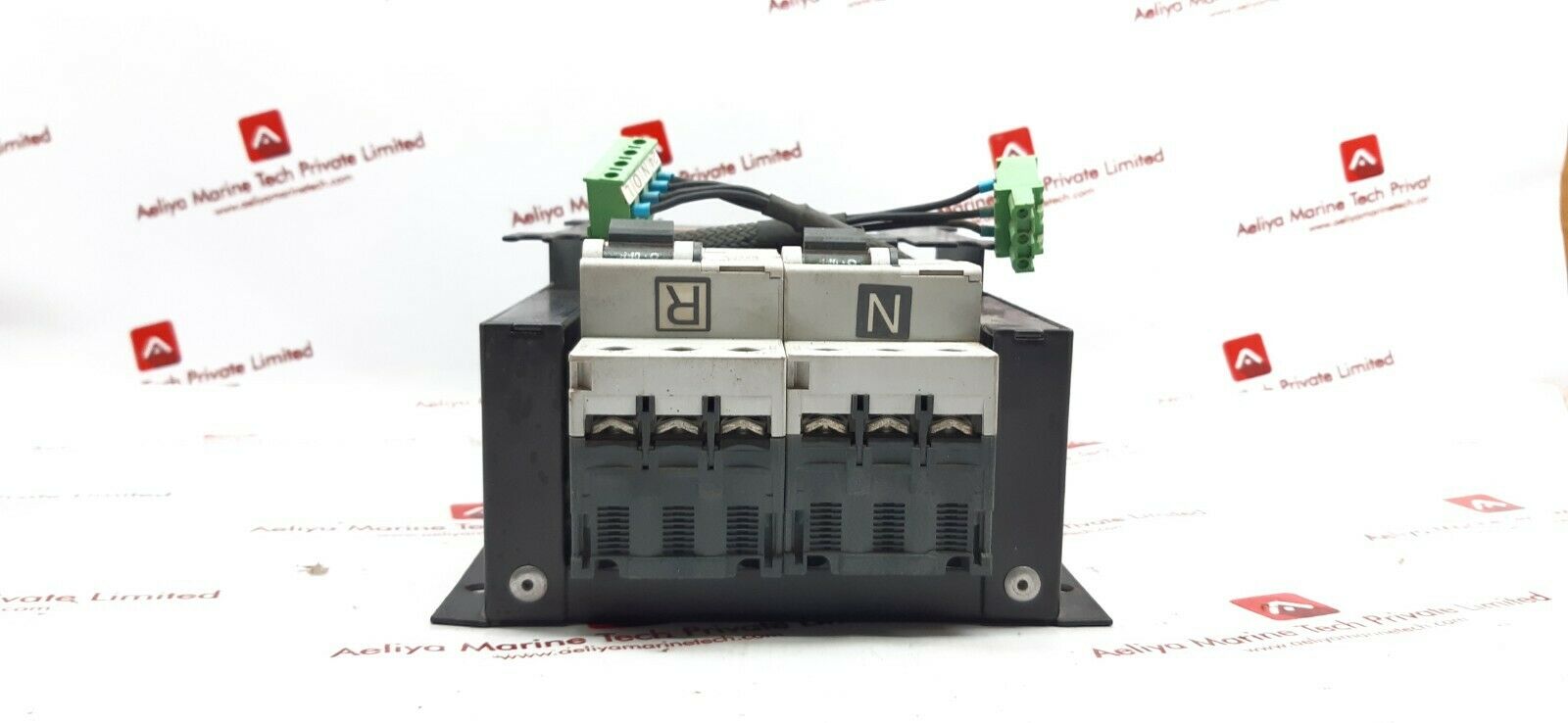 Merlin gerin compact/masterpact interface plate acp 380v