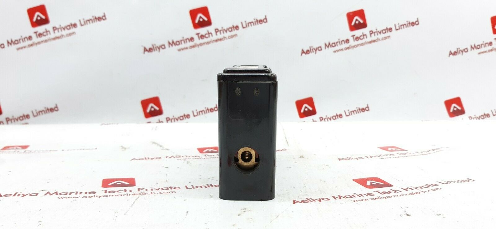 Rs 413-917 Gec Type Rs32H 32A 660V Fuse Carrier Red Spot