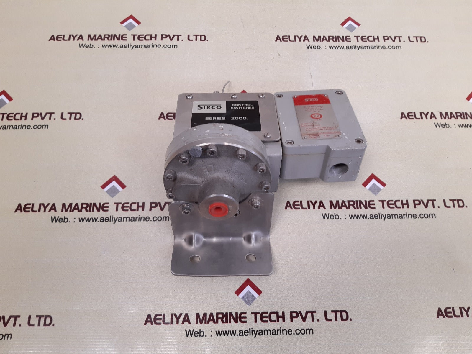 Sirco series 2000 control switch