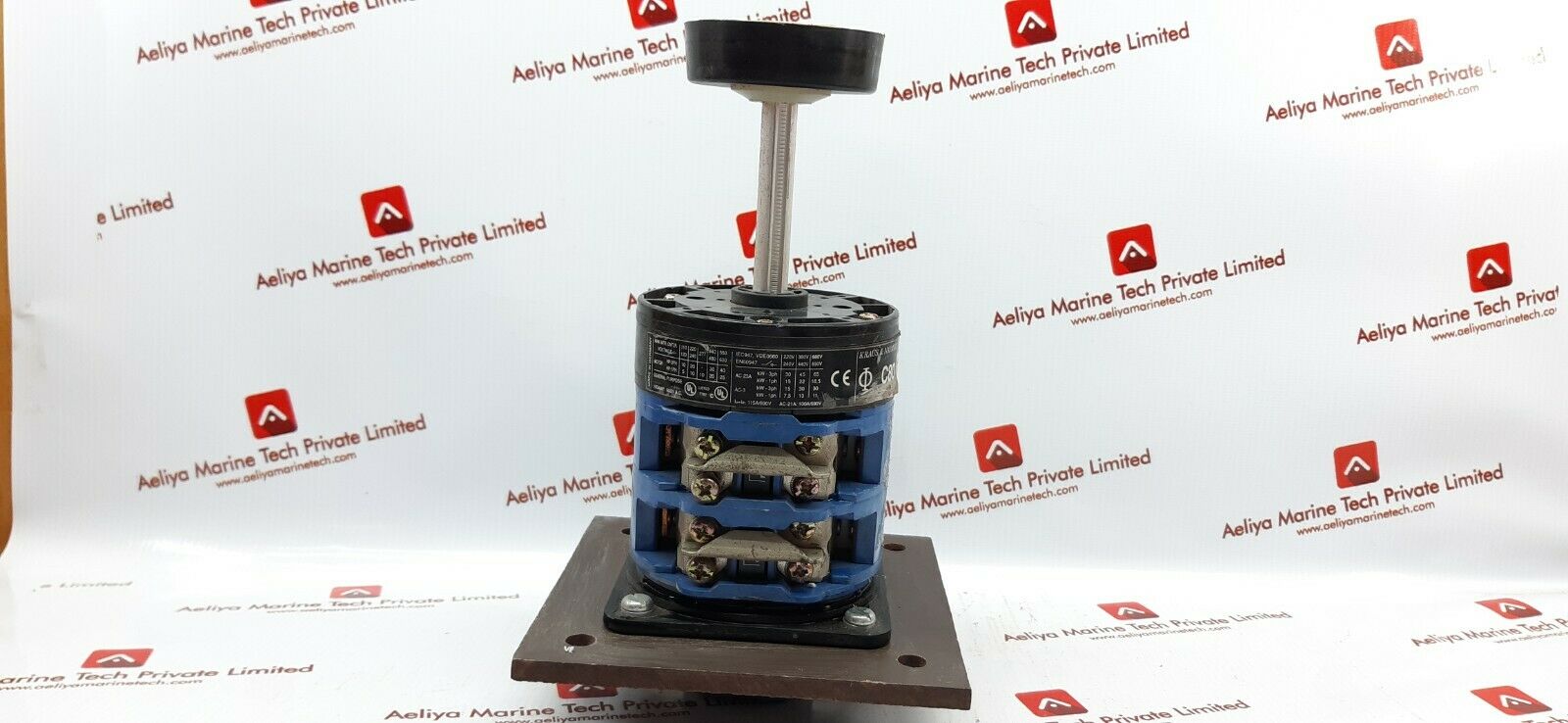 Kraus & naimer gbh183 rotary cam switch