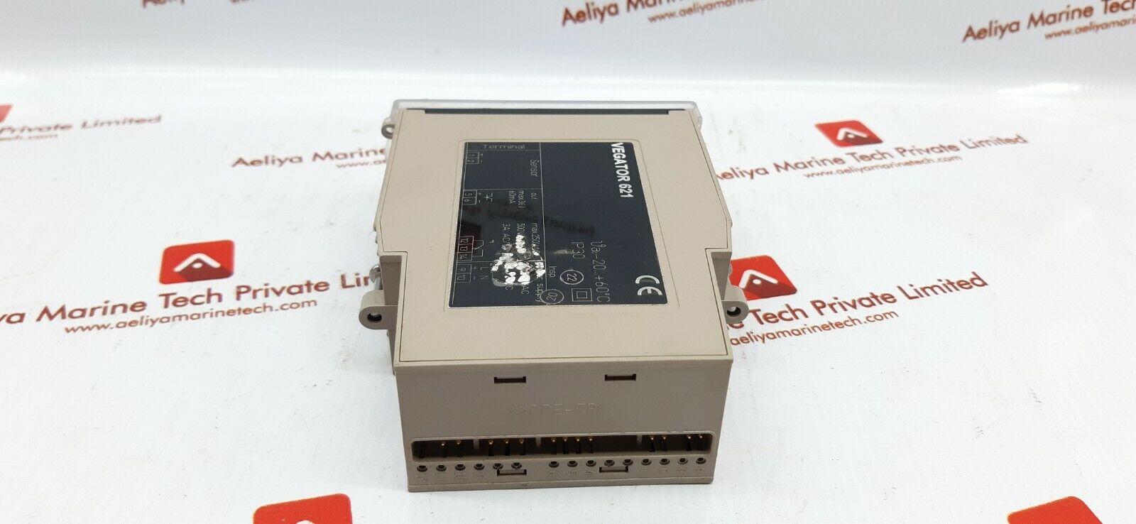 Vegator 621 signal condition instrument