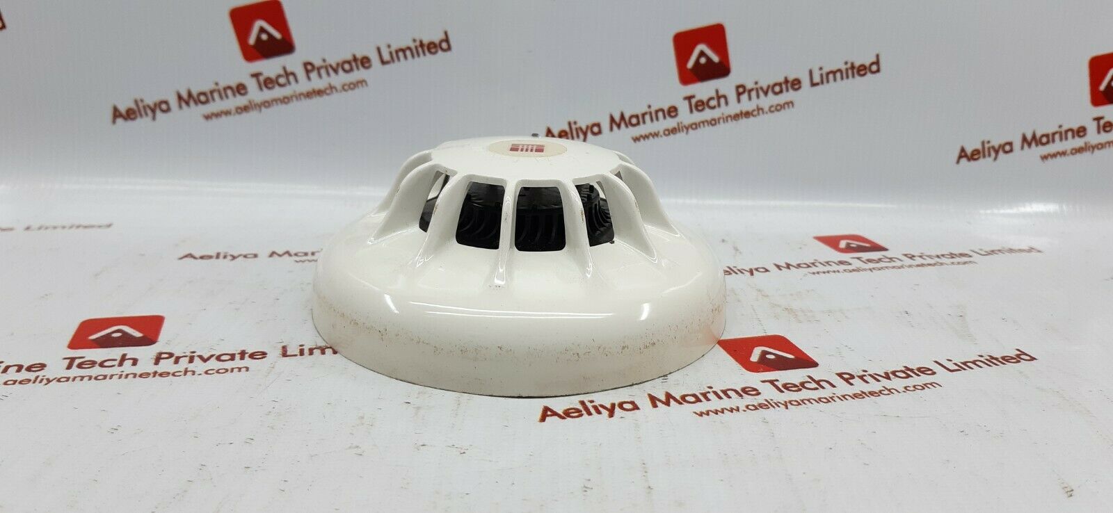 Tyco safety 601p conventional optical smoke detector 516.600.001