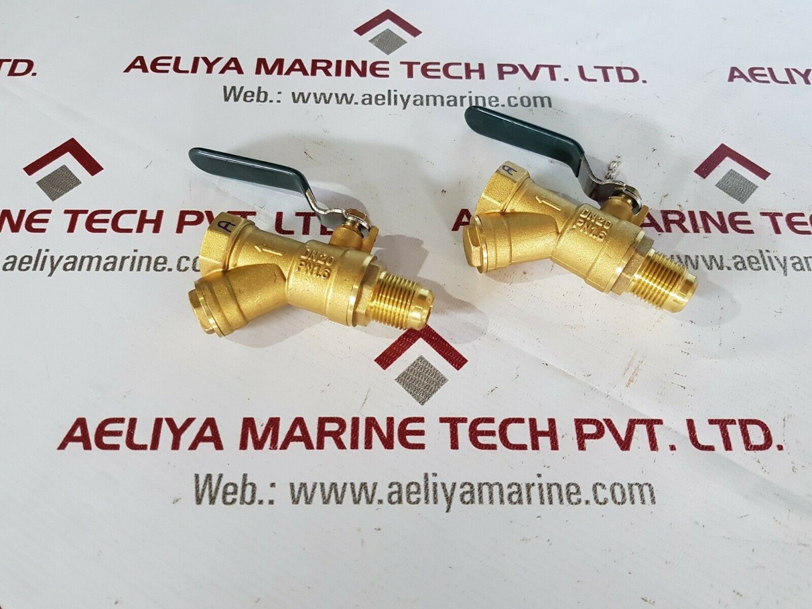 Honeywell pn1.6 dn20 brass ball valve with strainer