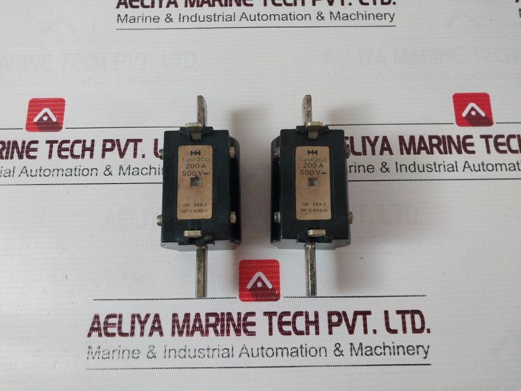 200A 500V~