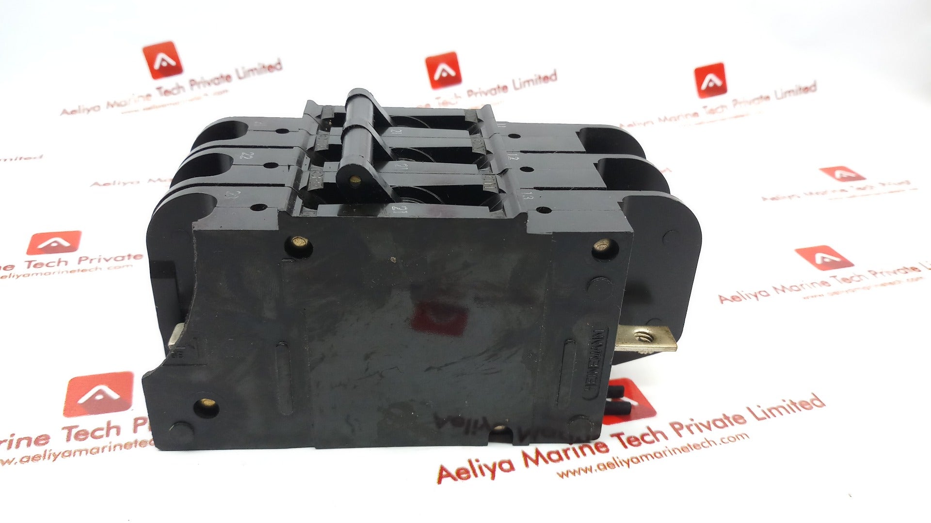 Heinemann Cf3-g8-ae Cf3-z33-55, 3 Pole Circuit Breaker
