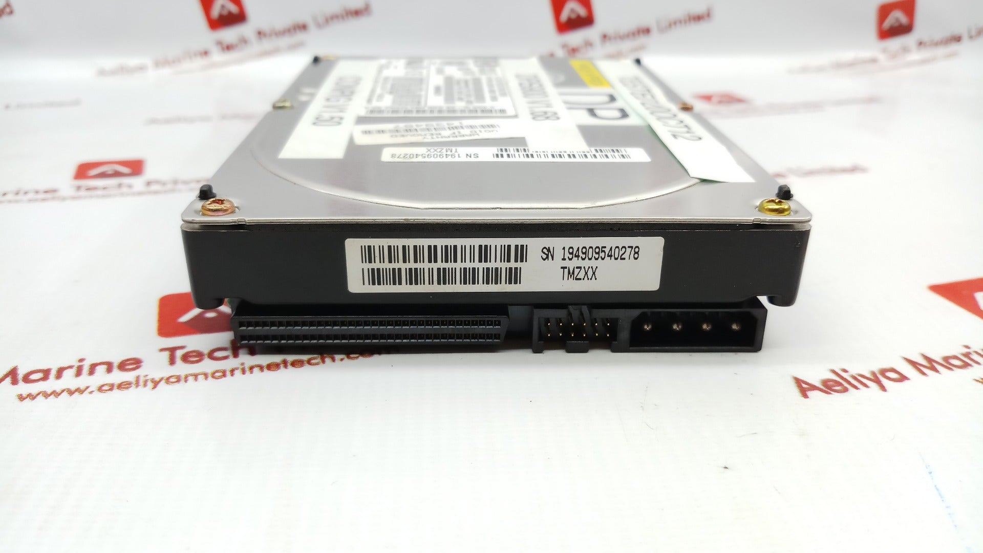 Hewlett Packard 4.2 Gb Scsi Hard Disk Drive D4910-60001