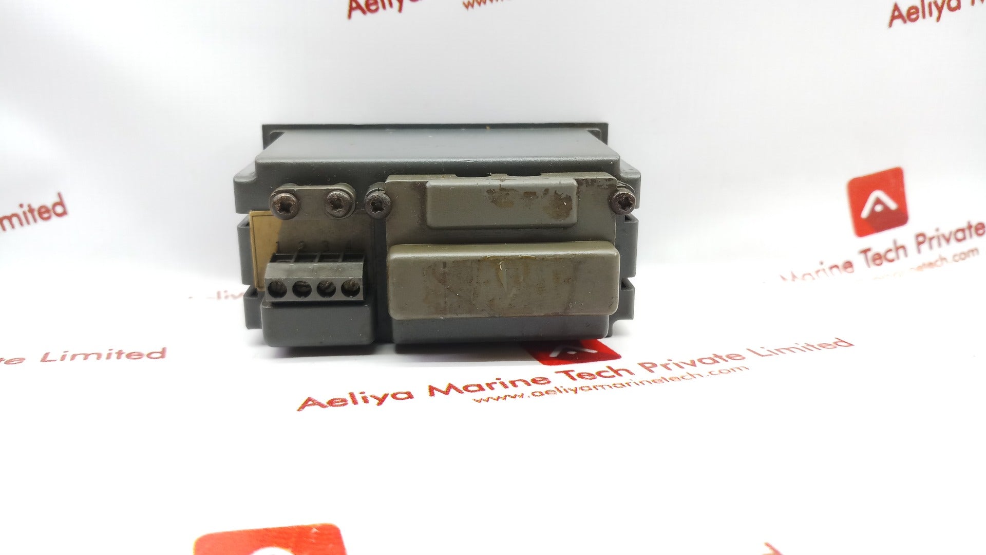 Digitron p445 pressure transducers & indicator