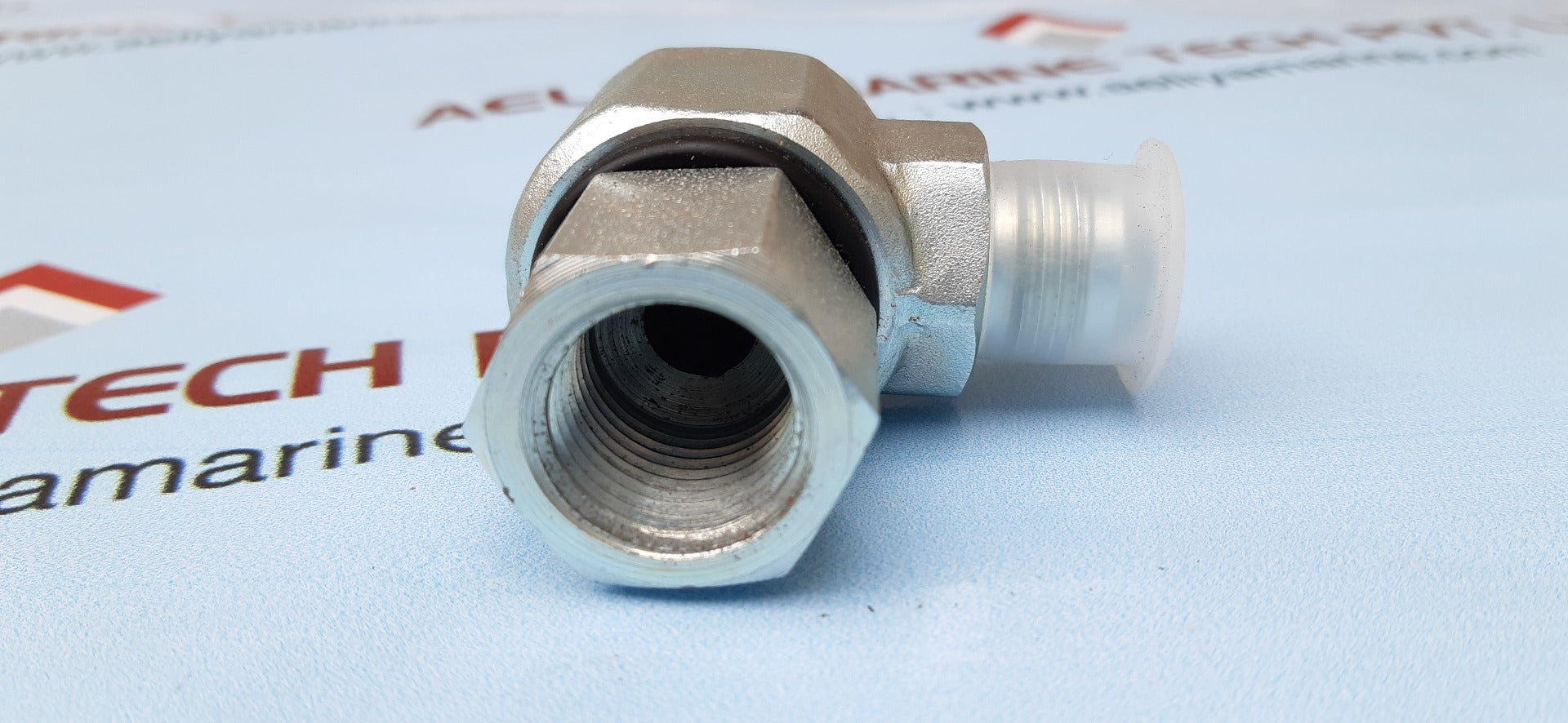 Parker s2203-8-8 swivel