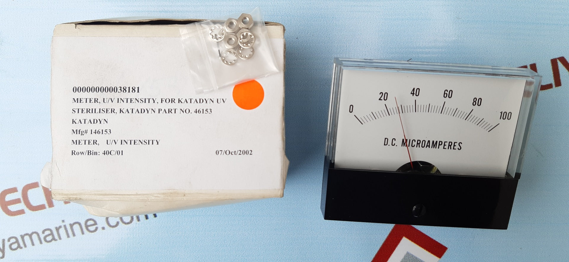 D.c.microamperes meter 0-100