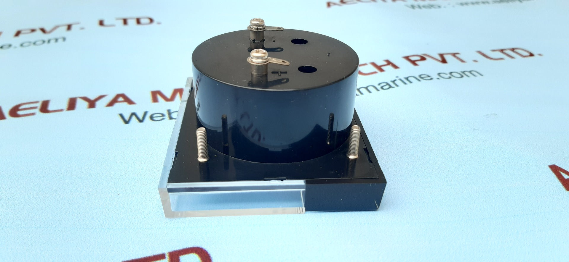 D.c.microamperes meter 0-100