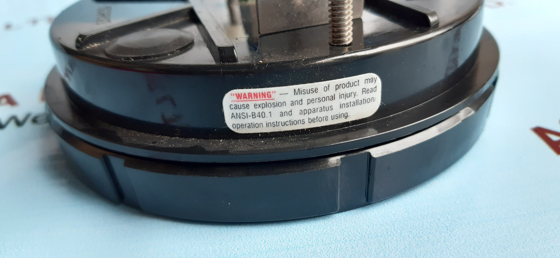Oceaneering lfp412-7500-psi-g pressure gauge 0 to 7500 psi