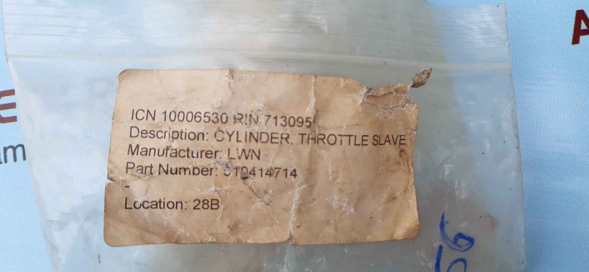 Cylinder 510414714 throttle slave