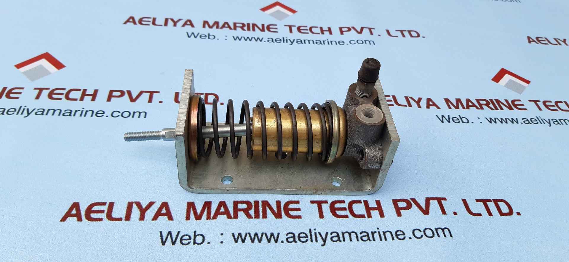 Cylinder 510414714 throttle slave