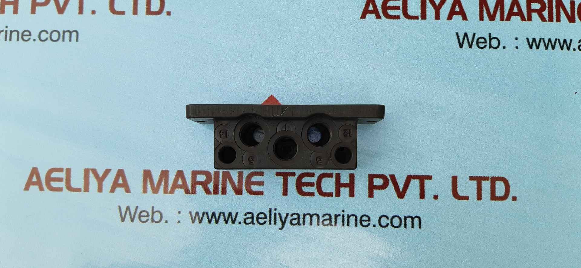 Parker end plate p2v-am512hs 9302 0863-02
