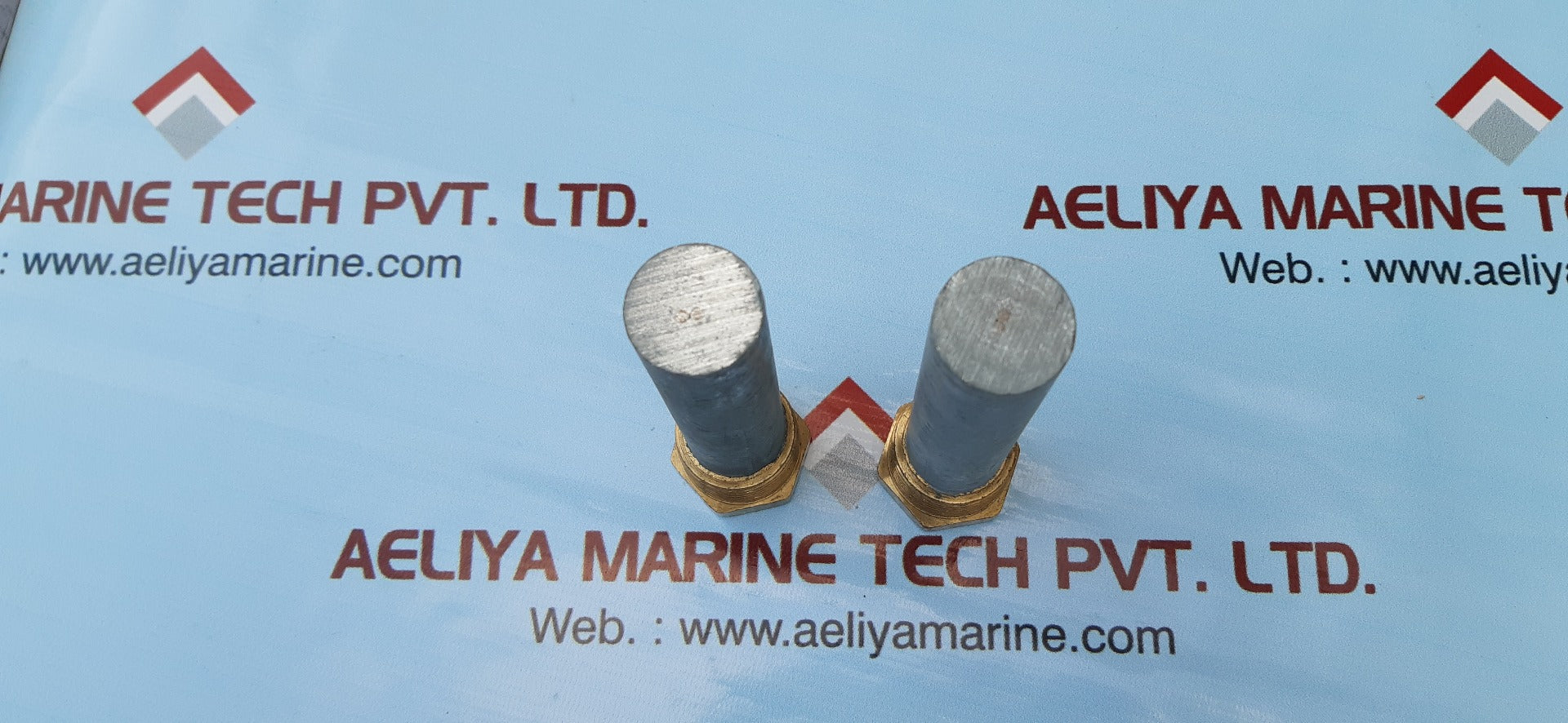 ROTOMETALS CORROSION INHIBITING ZINC PENCIL ANODE 1 IN DIA X 4IN LONG X 1 IN 3606K21