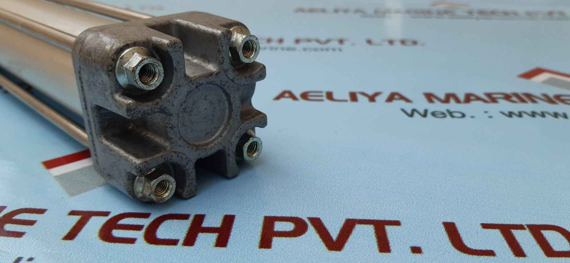 Mecman 167/32/120 wiper cylinder