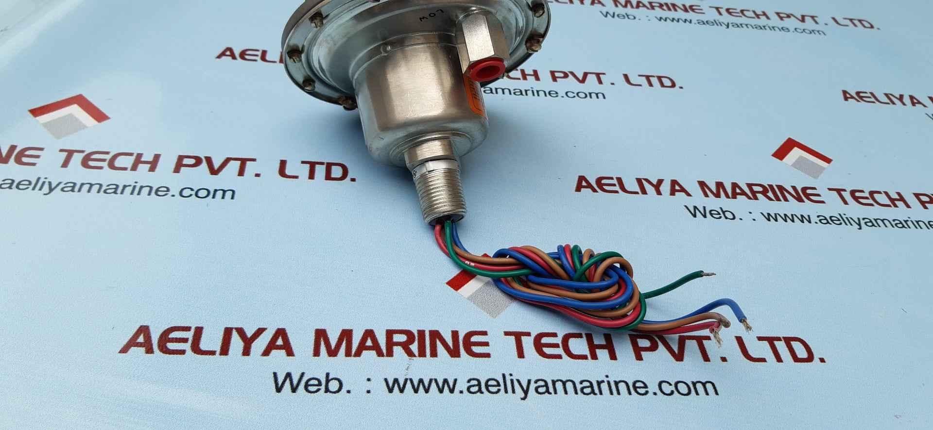 Custom control sensors 675de1 pressure switch