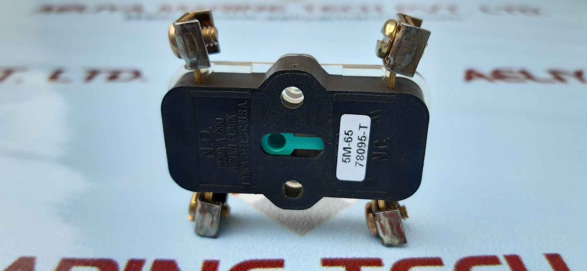 Joslyn clark 5m-065 auxiliary contact