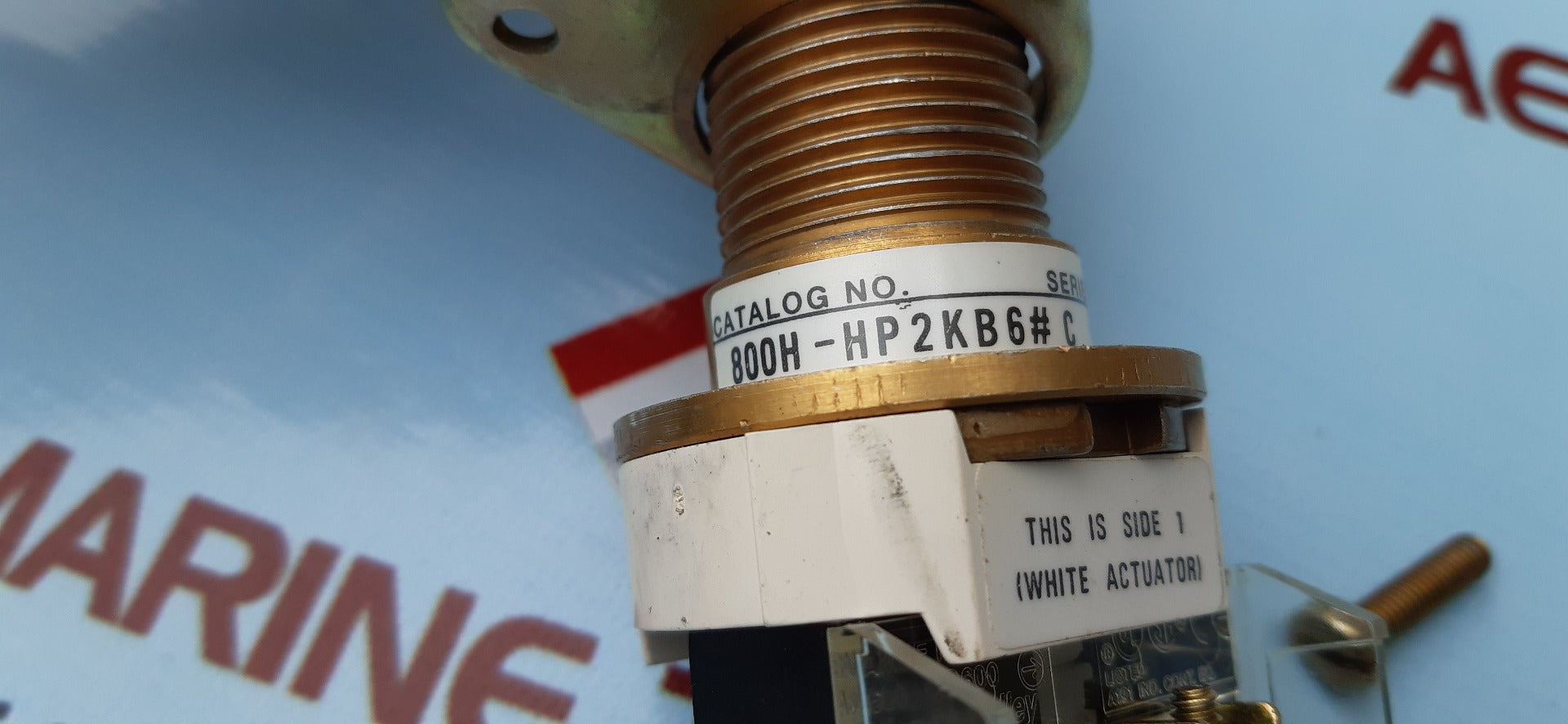 ALLEN-BRADLEY 800HHP2KB6AXXX SELECTOR SWITCH SER D