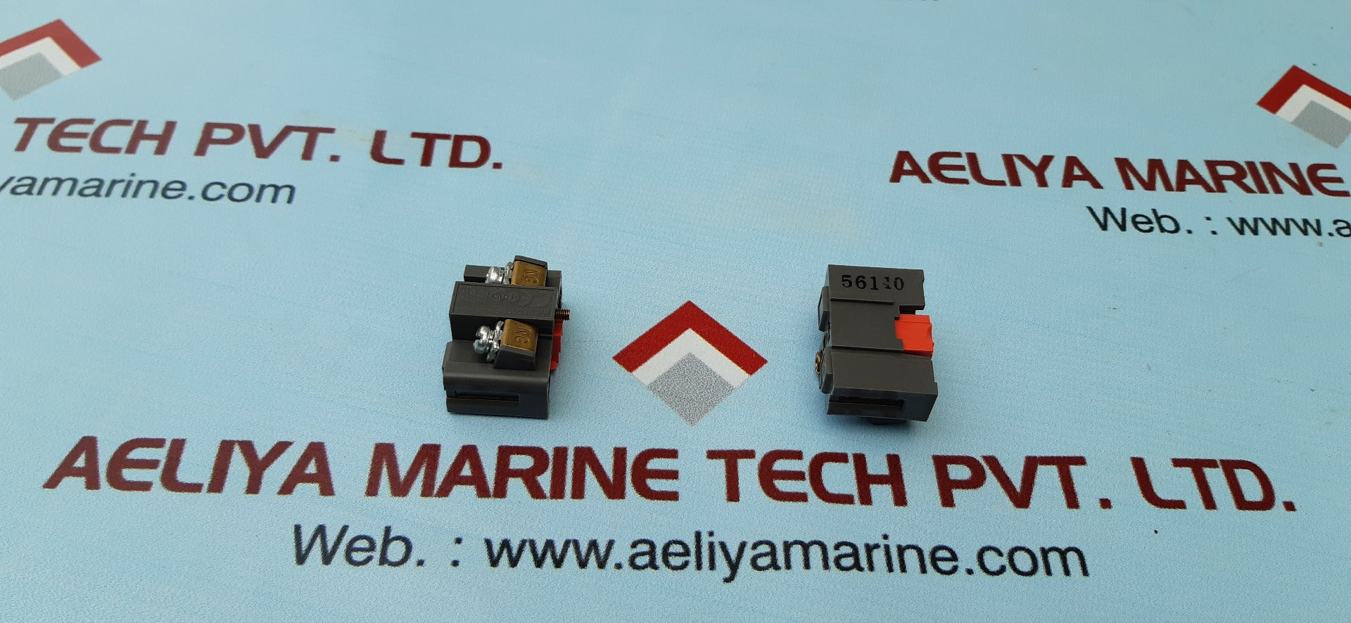 Lot of 6x Idec bs001e contact block