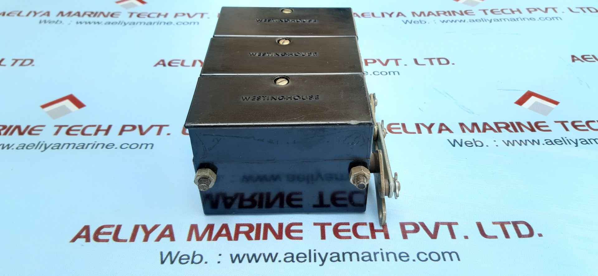 Westinghouse aux/contact 19a-a circuit breaker