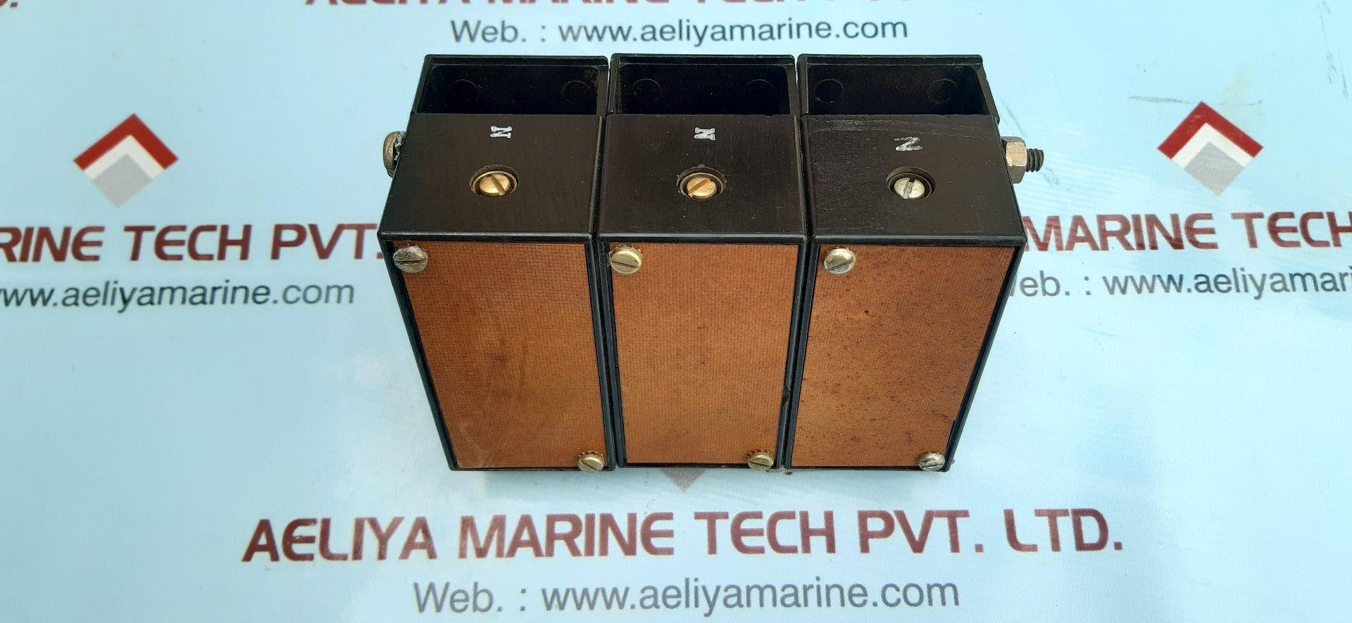 Westinghouse aux/contact 19a-a circuit breaker
