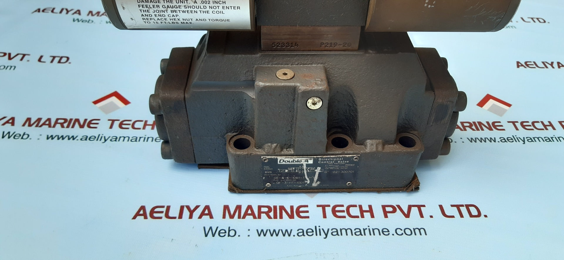 Eaton double a qf-8-c-10b1-t-j-v directional control valve