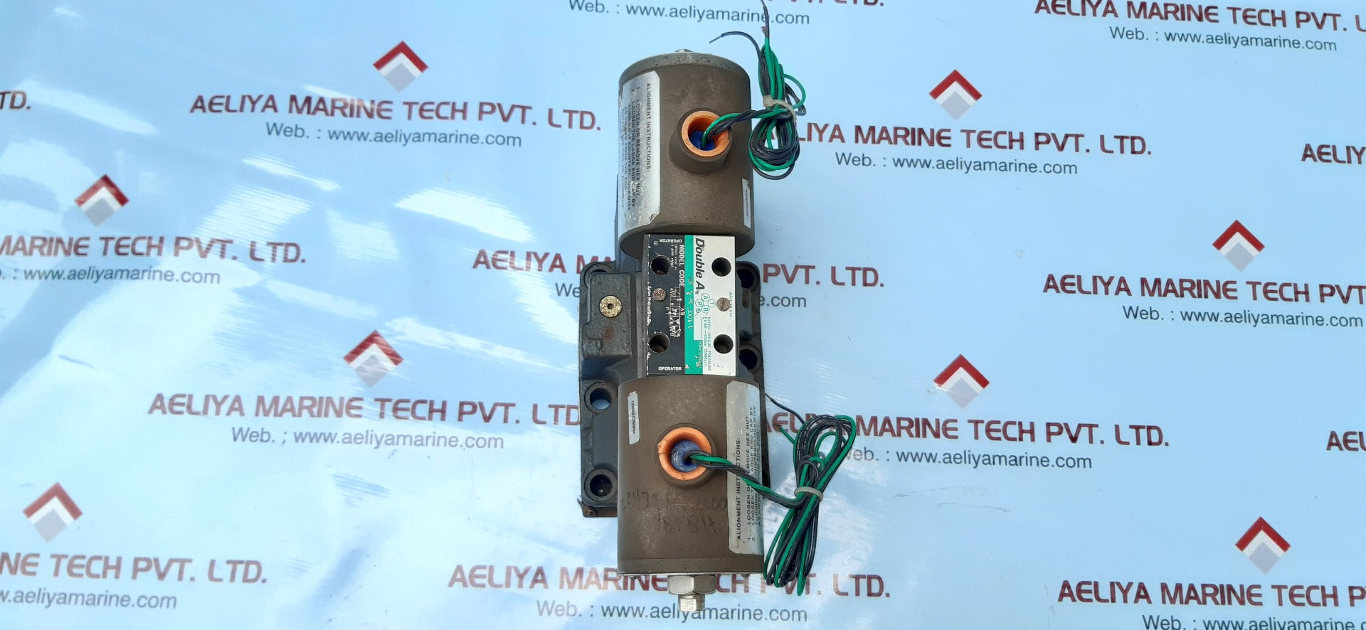 Eaton double a qf-8-c-10b1-t-j-v directional control valve