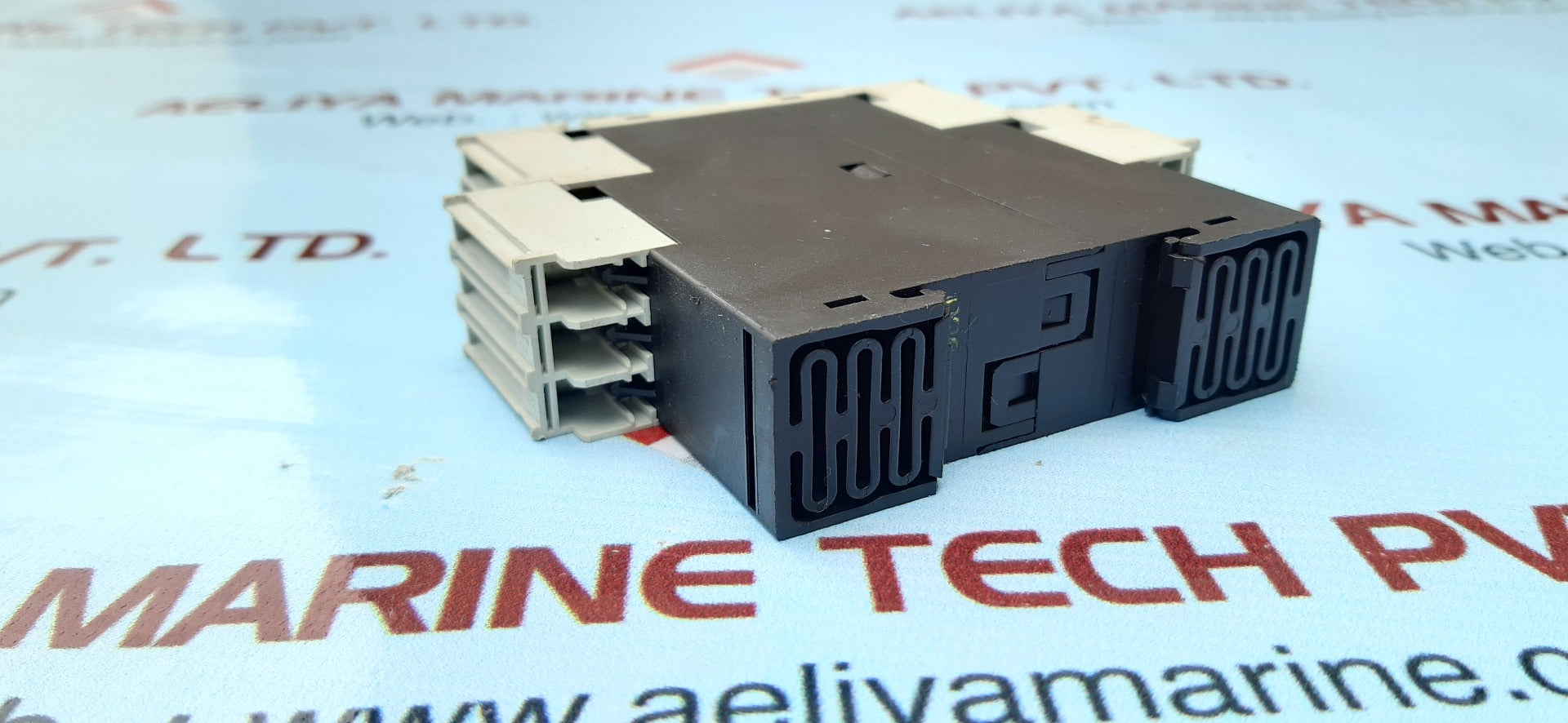 Siemens sirius 3rs 1800-1hw00 relay