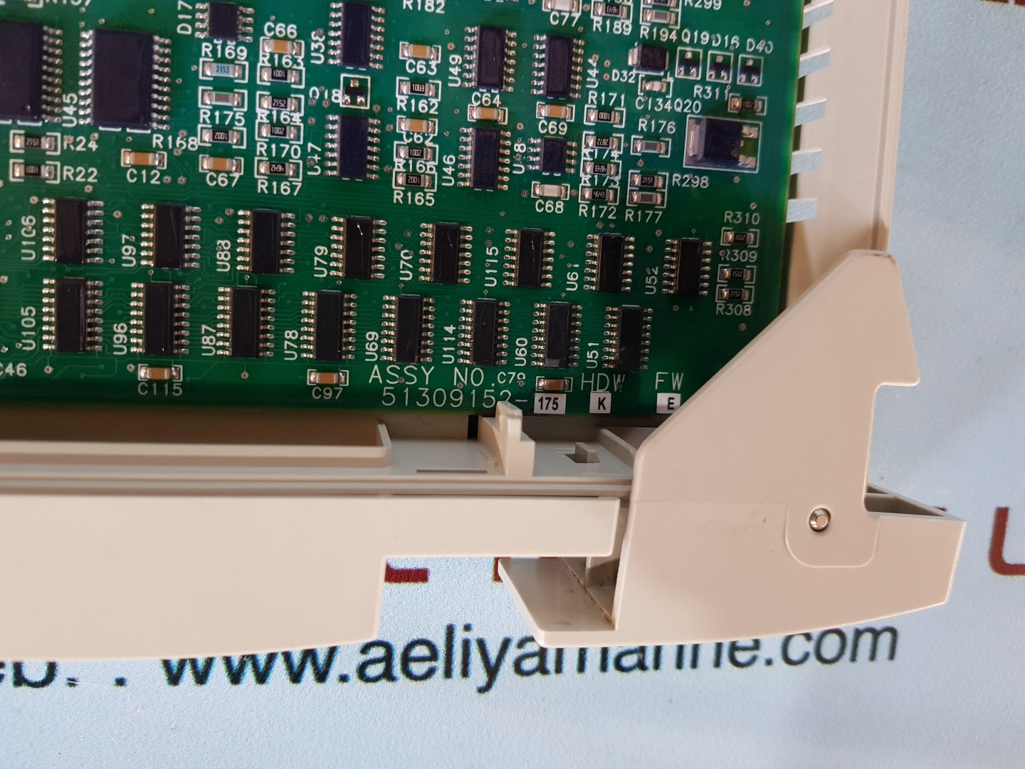 Honeywell 51309152-175 analog output module