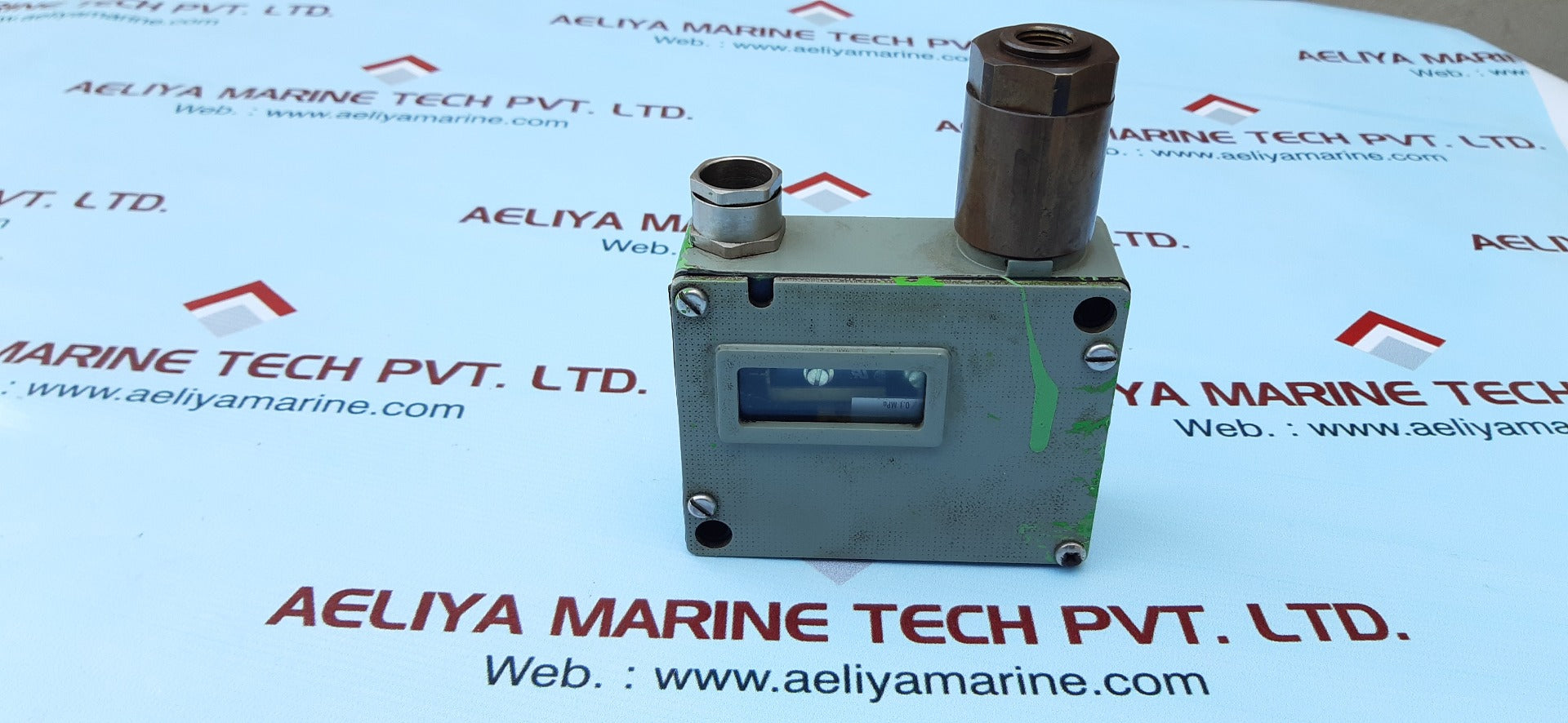 Trafag 900.2376.903 pressure transmitter