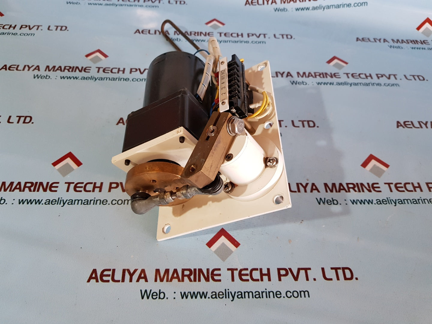 Om 4gn30k 4ik25rgn-a speed control motor with 4gn30k gear head
