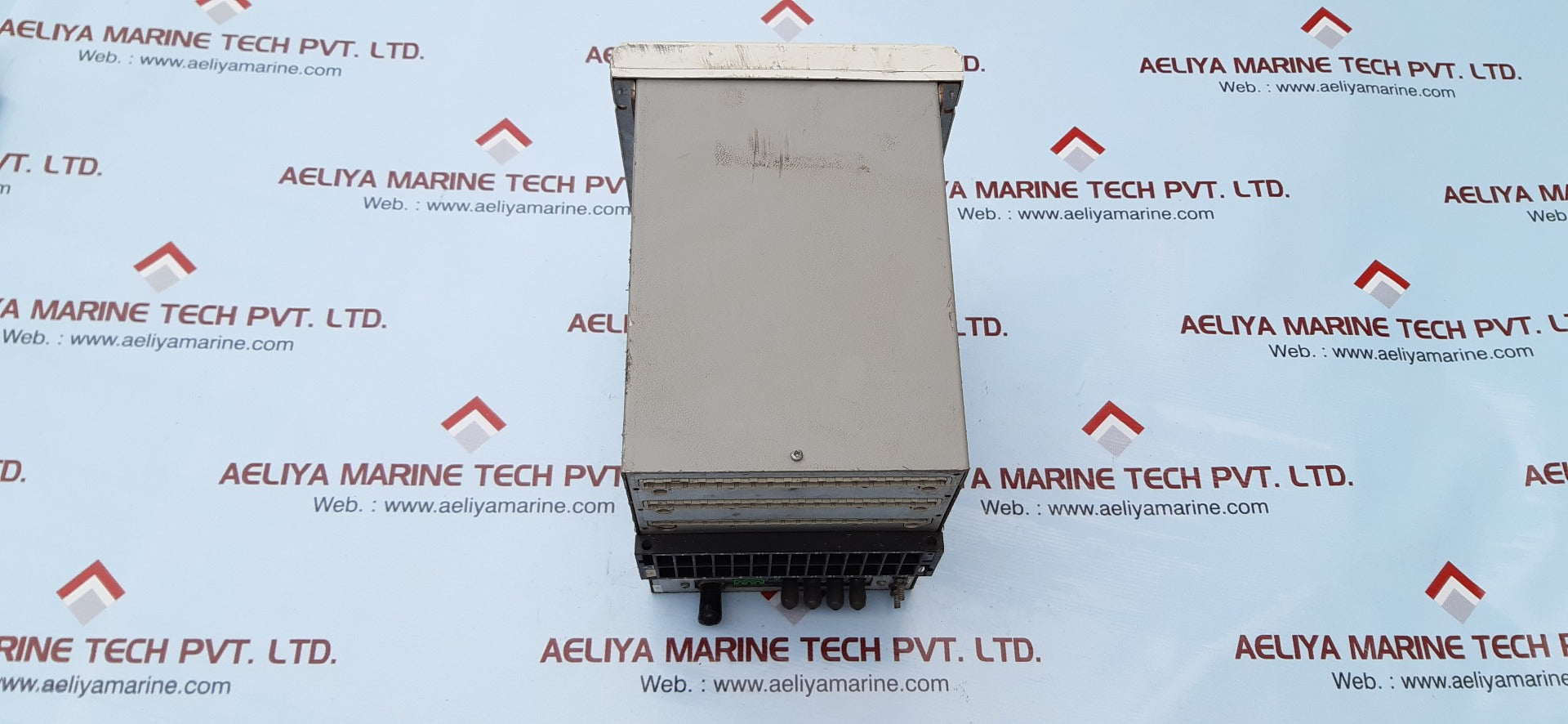 Schneider micom p642 protection relay p64231ka6m0a08j