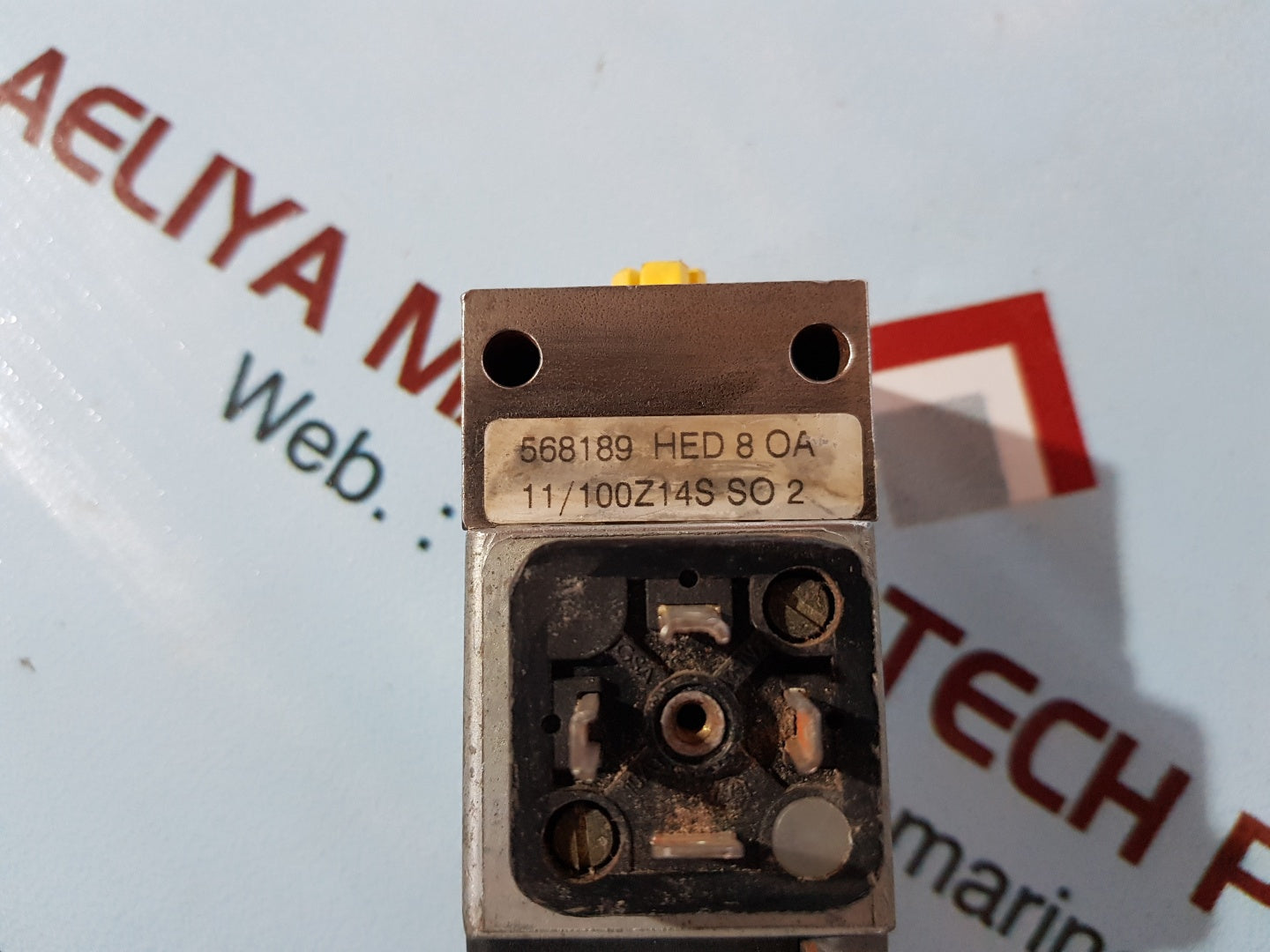Mannesmann rexroth hed 8 oa 11/100 pressure switch