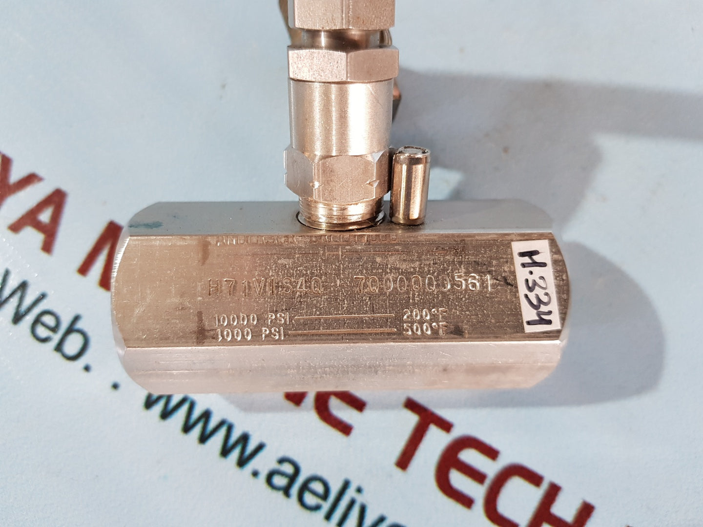 Needle valve 10000 psi 200'f