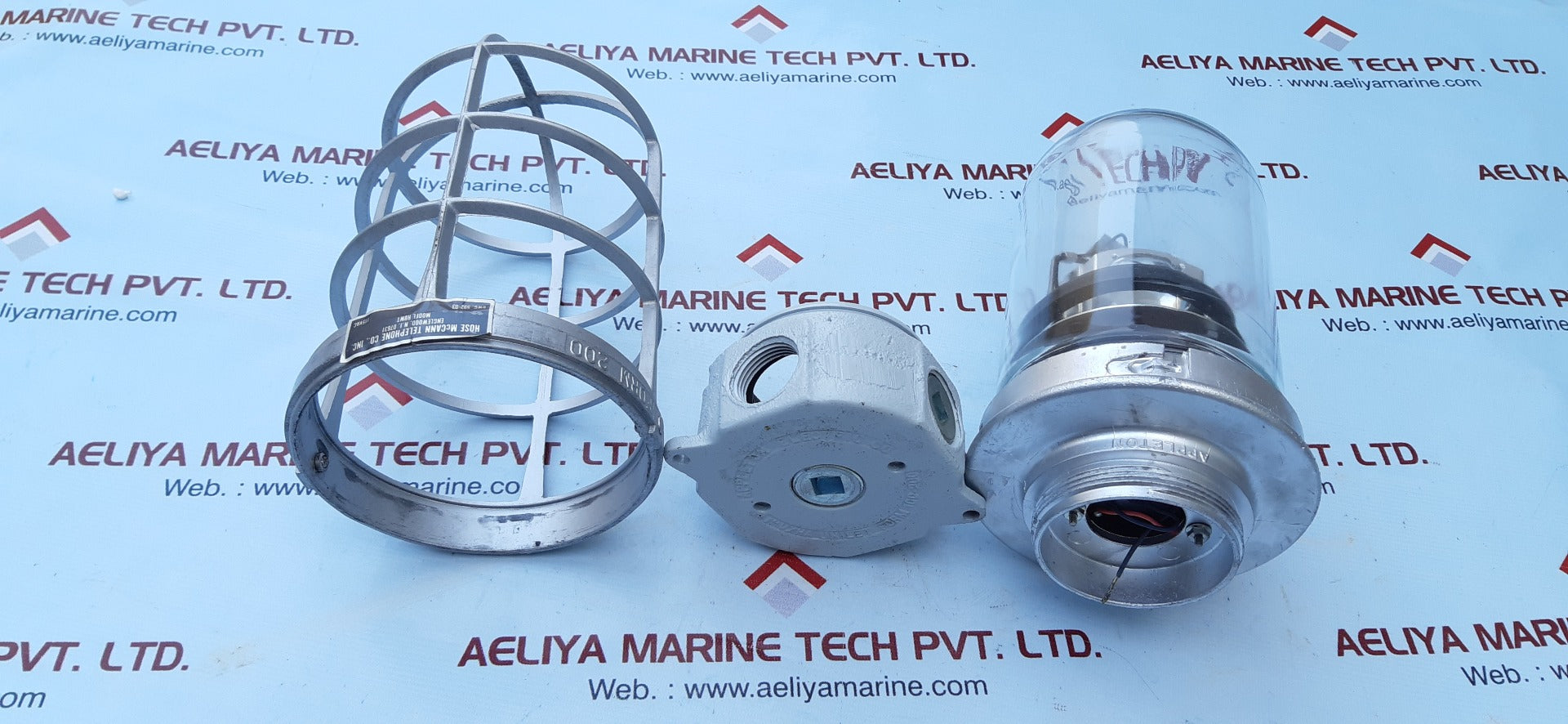 Appleton Vgu-2 Form 200 Explosion Proof Light Cover 115Vac