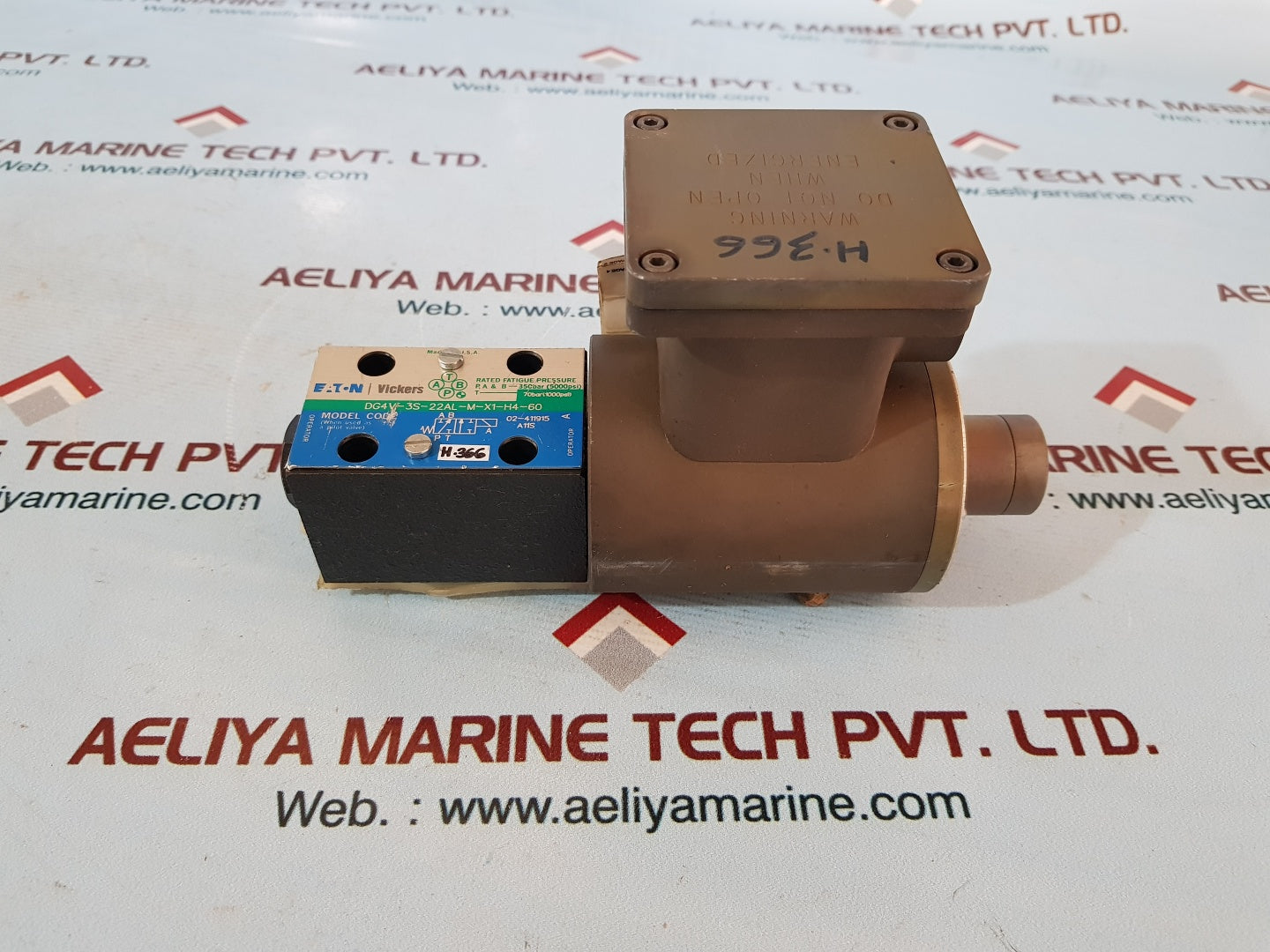 Eaton vickers dg4v-3s-22al-m-x1-h4-60 solenoid operated directional valve
